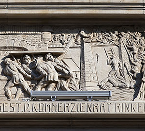 Kamienna Gora, detale architektoniczne Ratusza Miejskiego. EU, Pl, Dolnoslaskie.
